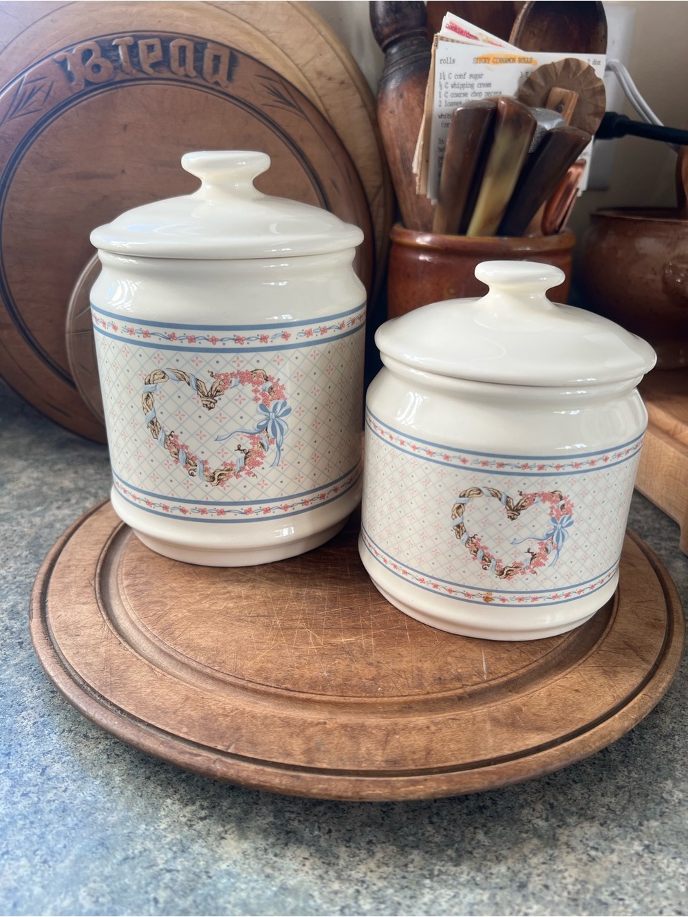 Vintage 1989 House of Lloyd Ceramic Heart Wreath Bow
Canisters (2) Cottagecore